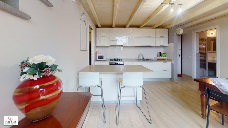 Kitchen or kitchenette, kitchen