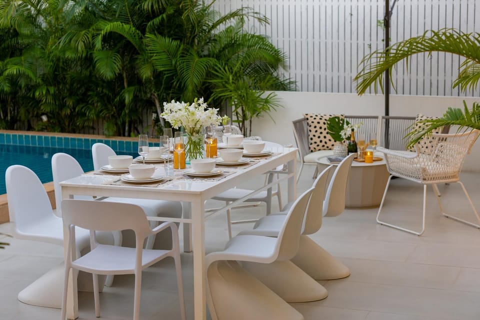 Patio, Seating area