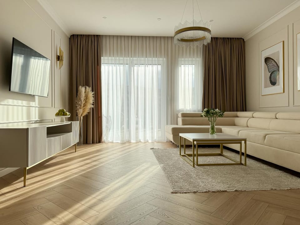 TV and multimedia, Living room, Photo of the whole room, Seating area