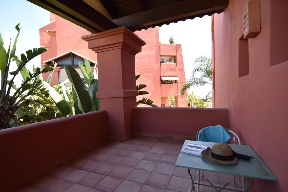 Patio, Seating area