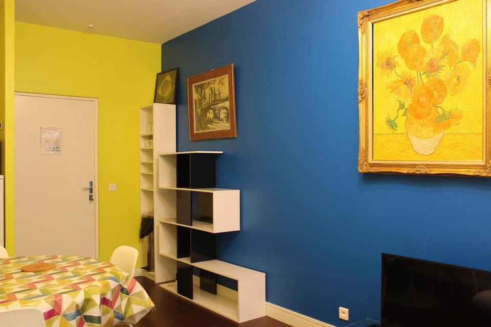 Colored Appt To Beaugrenelle Apartment in Paris