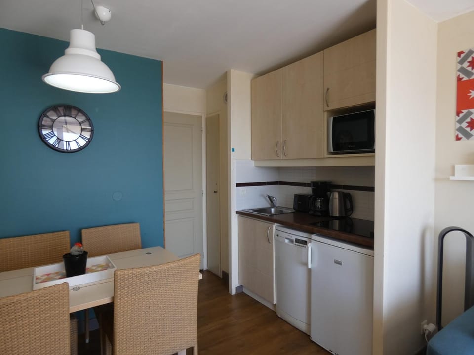 Cannes vue mer appt 4pers Apartment in Cannes