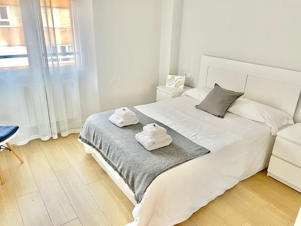 Apartamento San Lorenzo Playa. Vistas al mar. Apartment in Gijón