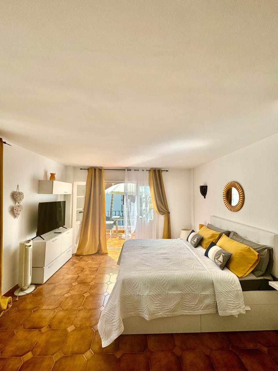 BuenaVista Torviscas Beach Apartment in Costa Adeje
