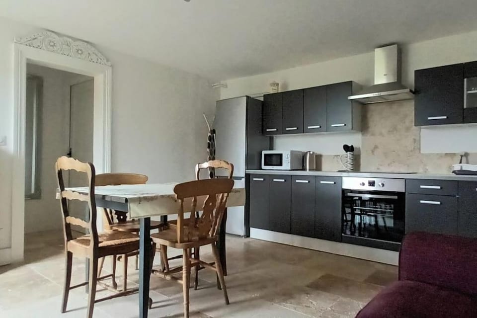 Kitchen or kitchenette, pet friendly