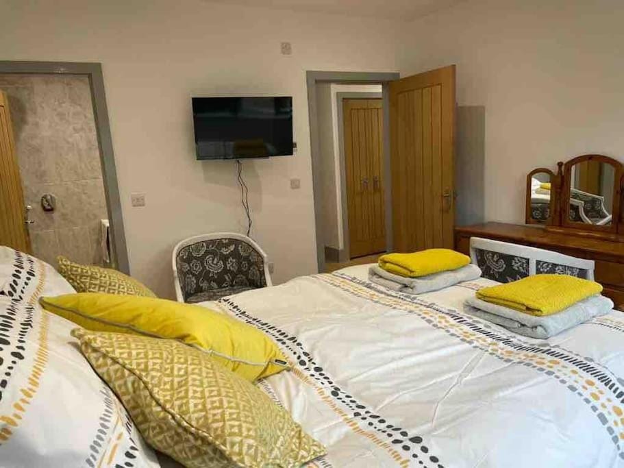 Hendrix’s cottage Apartment in West Lindsey District