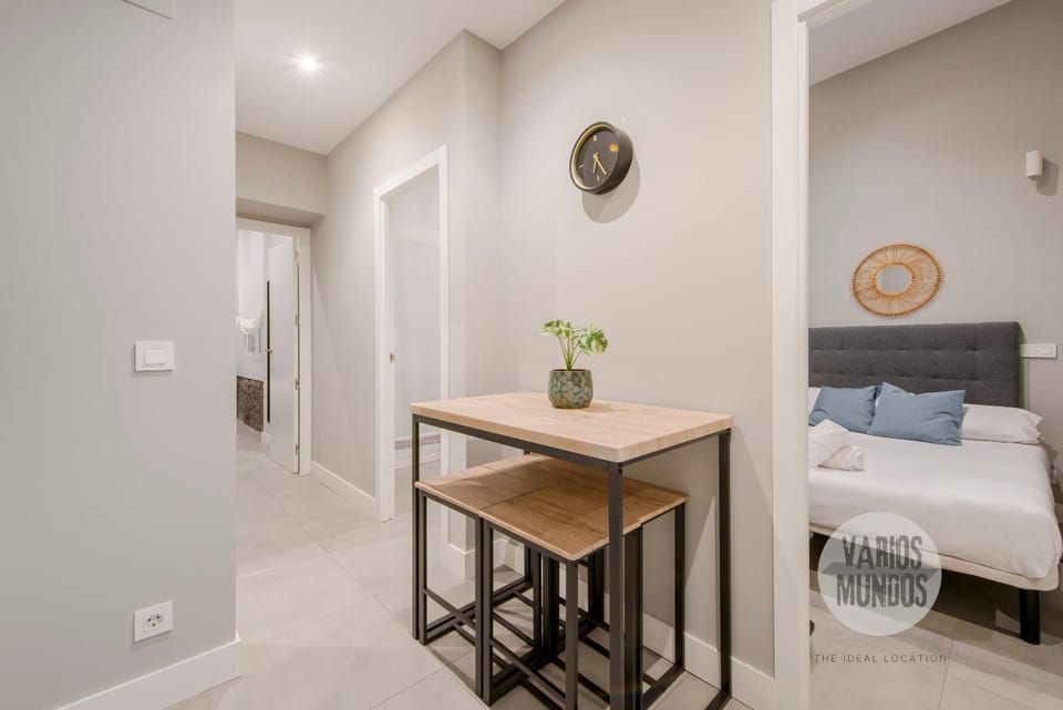 Photo of the whole room, Seating area, Dining area, Bedroom