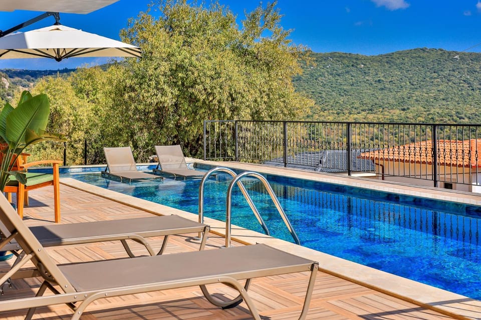 Day, Swimming pool, sunbed