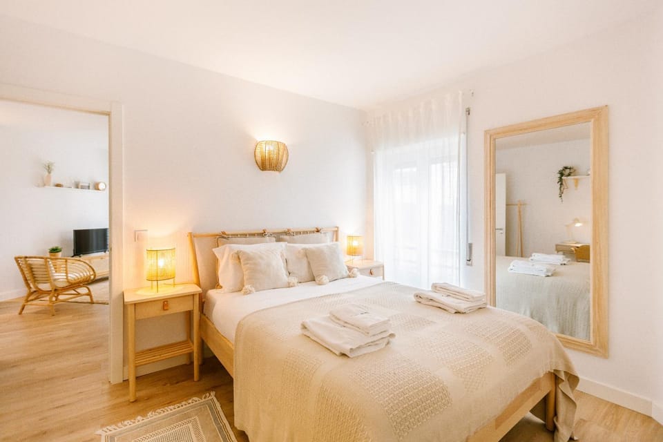 FLH Caparica By the Sea with Balcony Apartment in Costa da Caparica