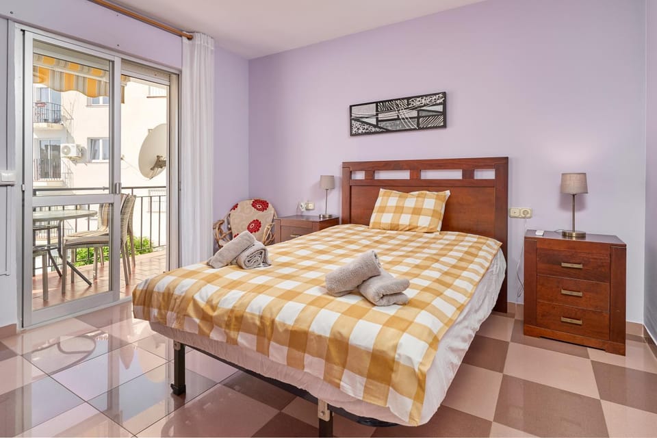Living room, Bedroom