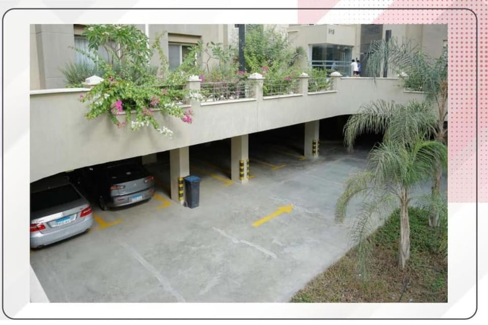 Wide Garden View 2BR New Cairo Apartment in New Cairo City