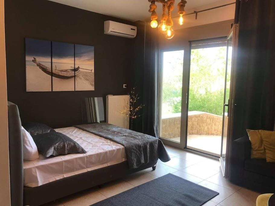 New Sun and Sea Apartment in a 4 acres garden Apartment in Halkidiki