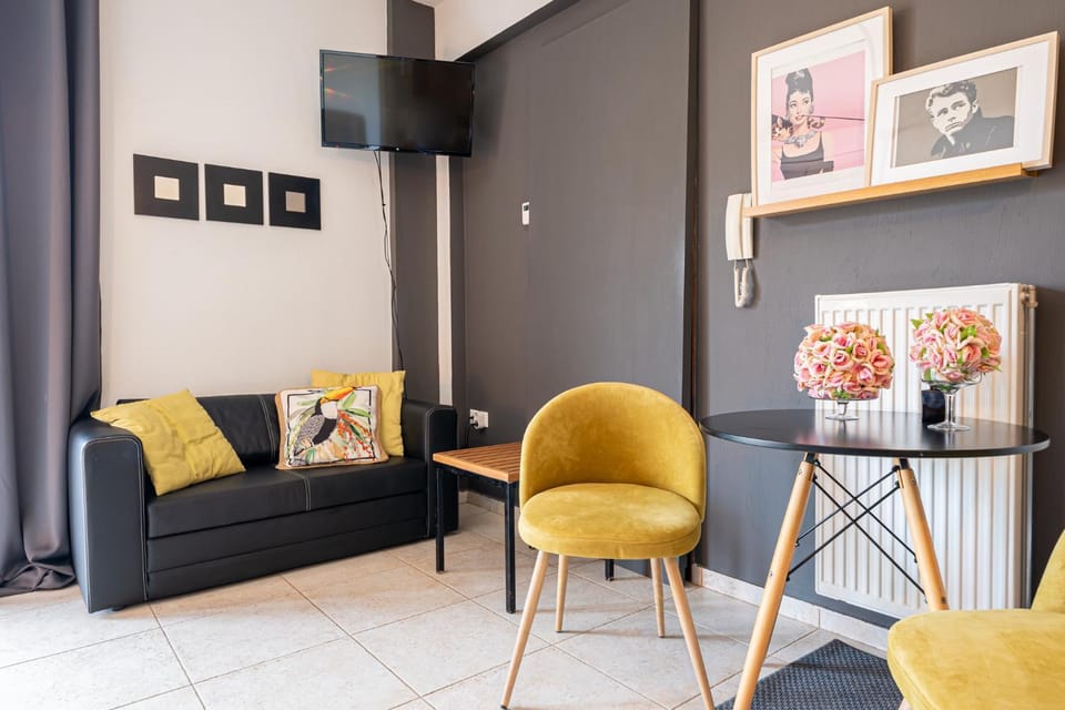 New Sun and Sea Apartment in a 4 acres garden Apartment in Halkidiki