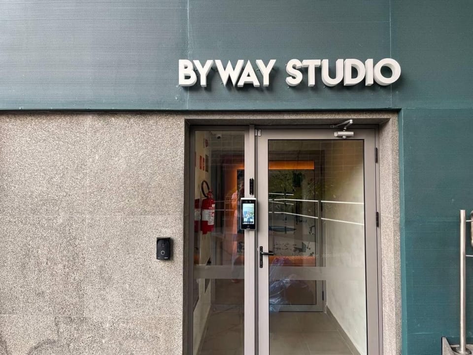 Facade/entrance, Day, Lobby or reception