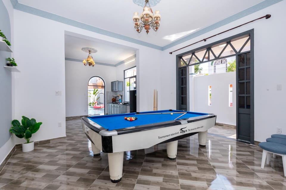 Billiard