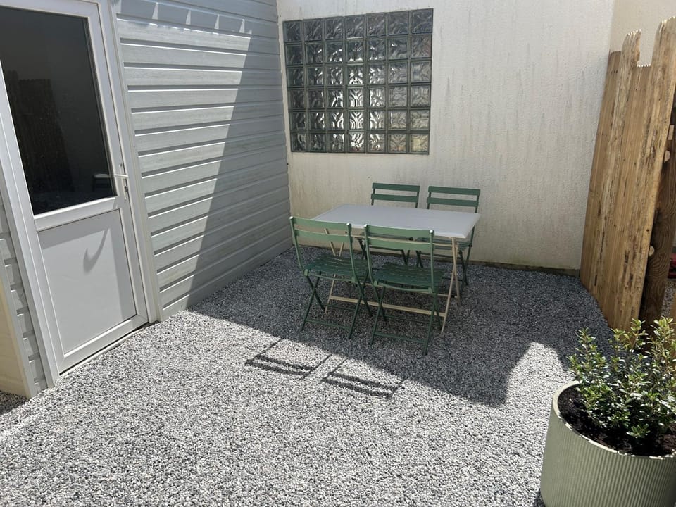 appartement 50 mètres de la mer Apartment in Jullouville