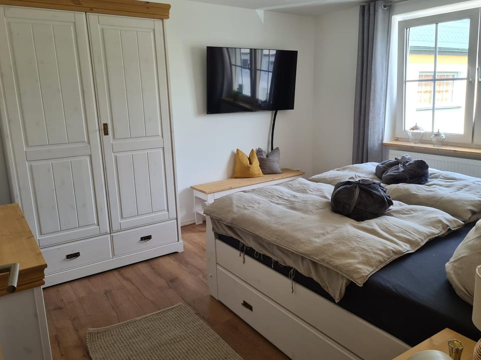 Living room, Bedroom