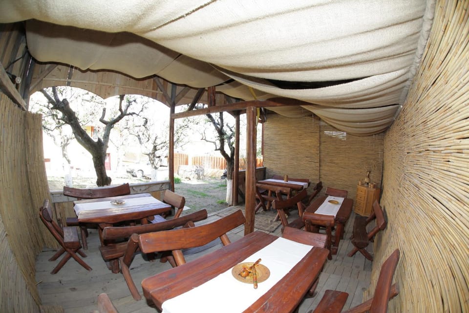 Spring, Decorative detail, Dining area