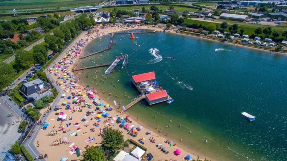 Bird's eye view, Lake view