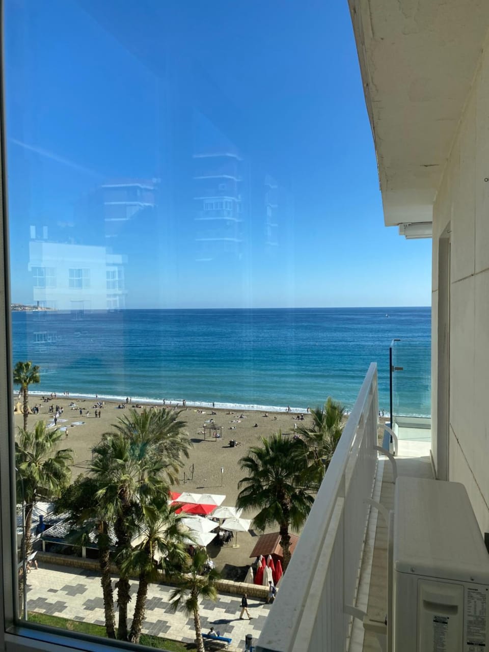 Playa Malagueta Vistas frontal al mar con 2 dormitorios Apartment in Malaga