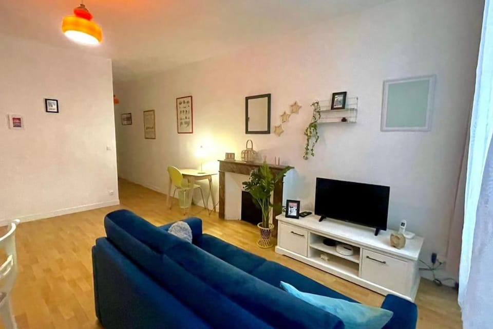 Cosy Athéna - T2 - Quartier des halles avec Parking Apartment in Pau