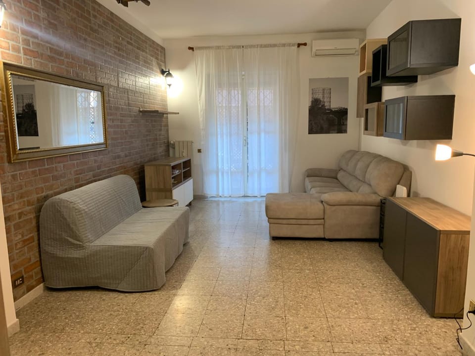 Living room, air conditioner