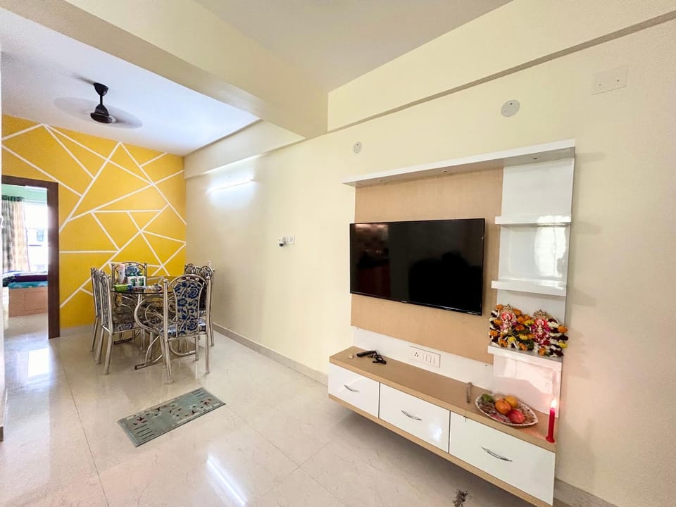 TV and multimedia, Dining area