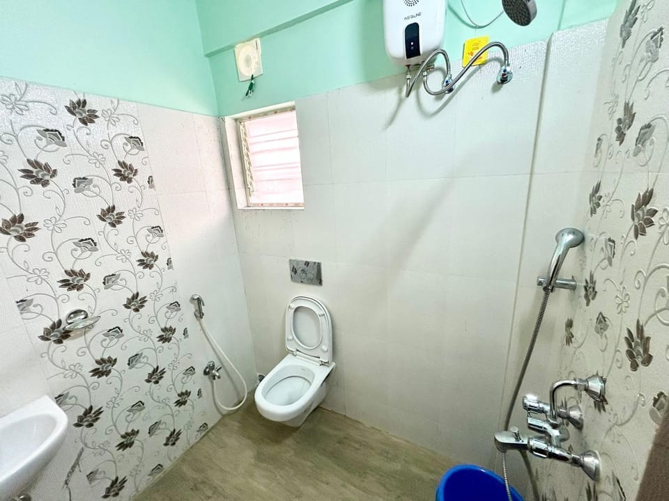 Shower, Toilet, Bathroom, bidet