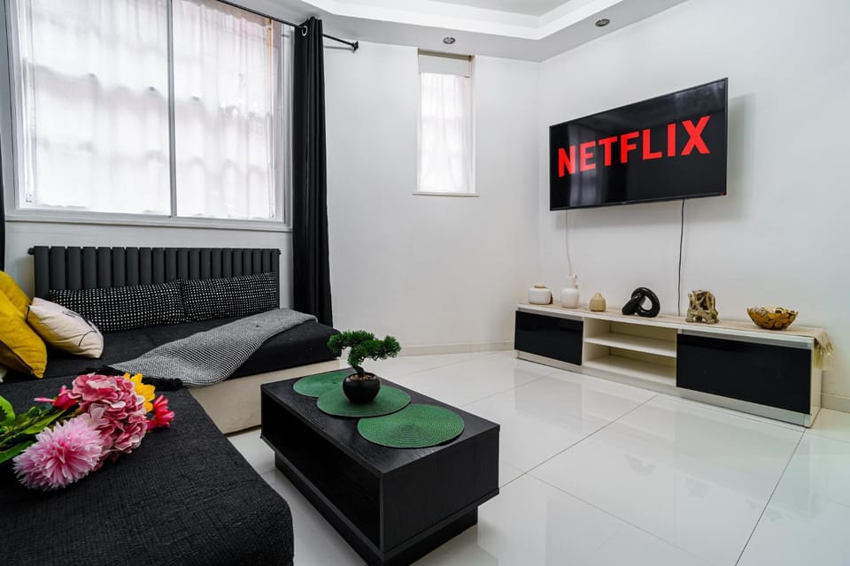 Stylish 2 bedroom apartment in Shoreditch - London Apartment in London Borough of Hackney