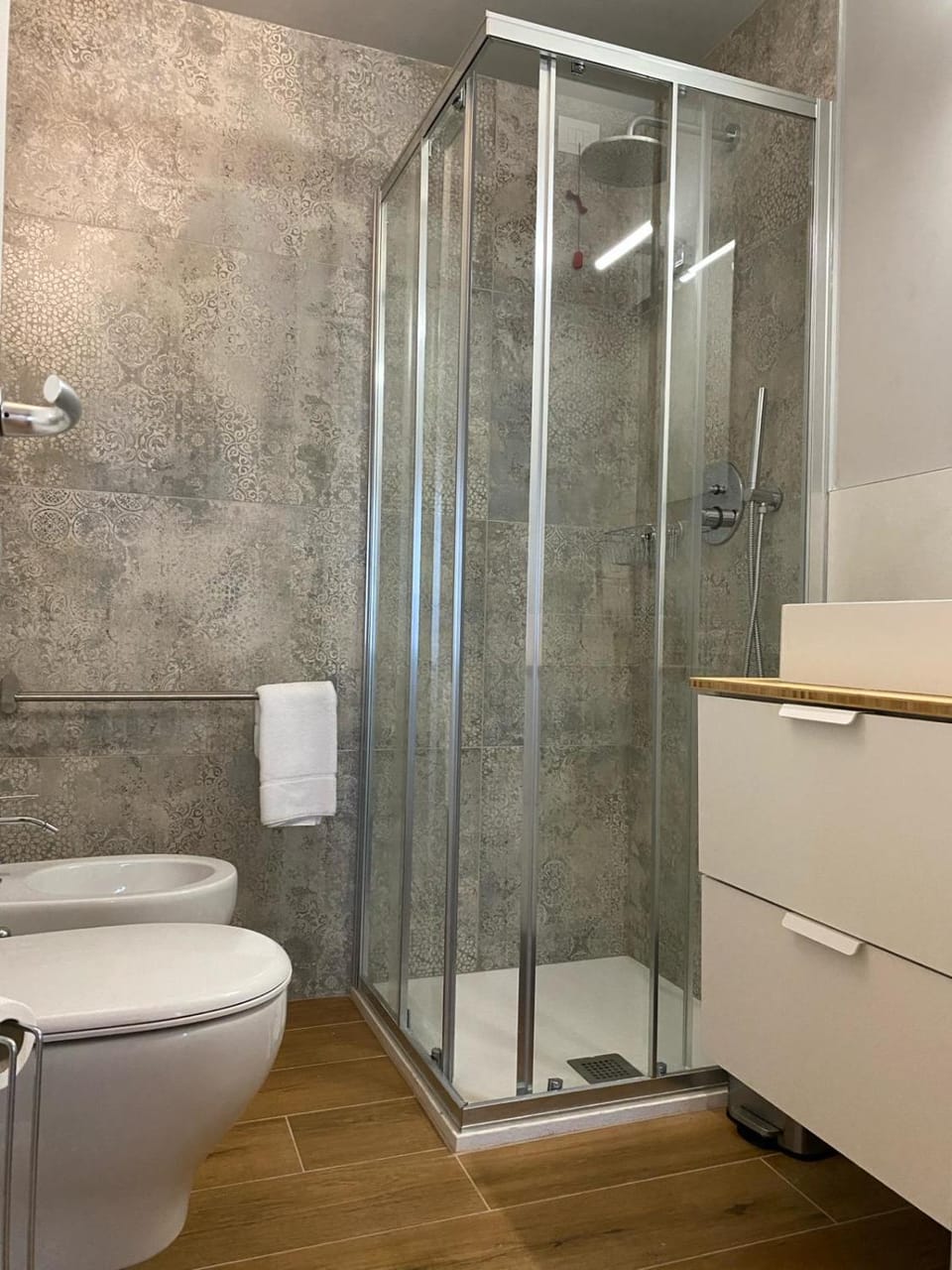 Shower, Bathroom