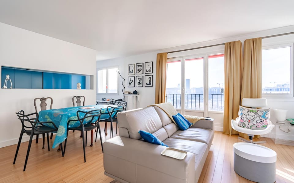 Heart of Paris and magical view of the Seine river by Weekome Apartment in Paris