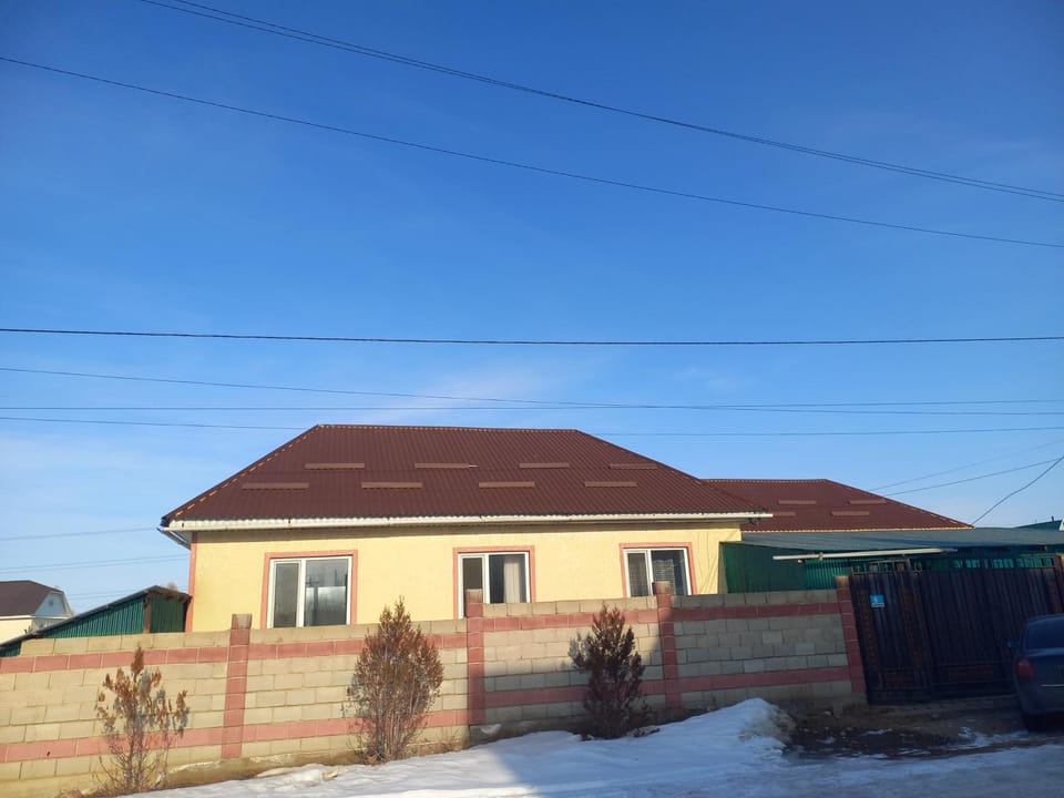 Property building, Day