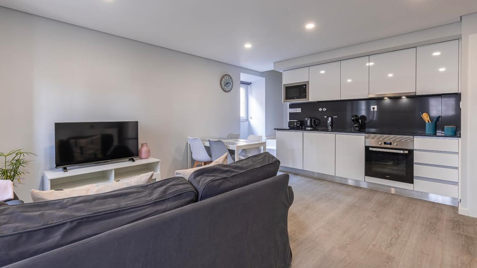 Kitchen or kitchenette, Living room