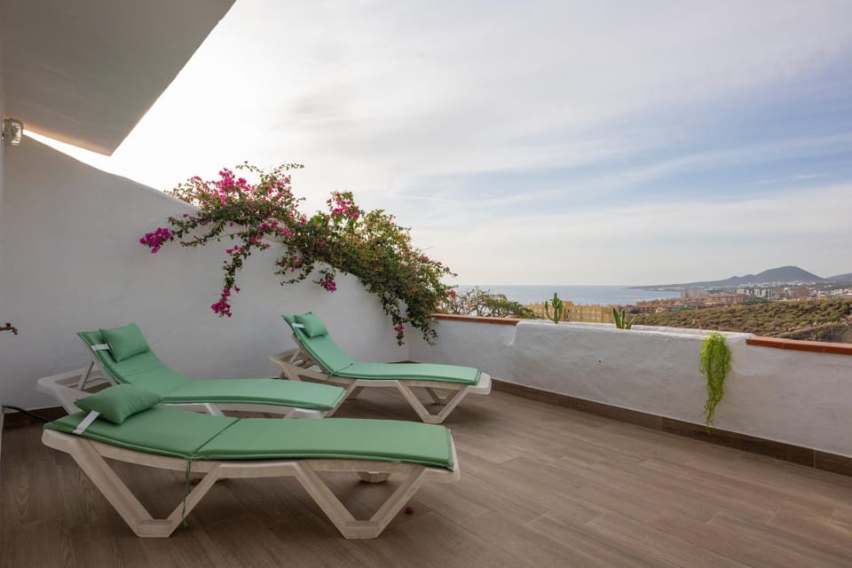 Balcony/Terrace, Balcony/Terrace, Sea view, sunbed
