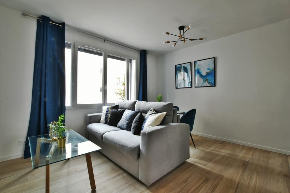 studio grand confort centre ville grande terrasse Apartment in Saint-Raphael