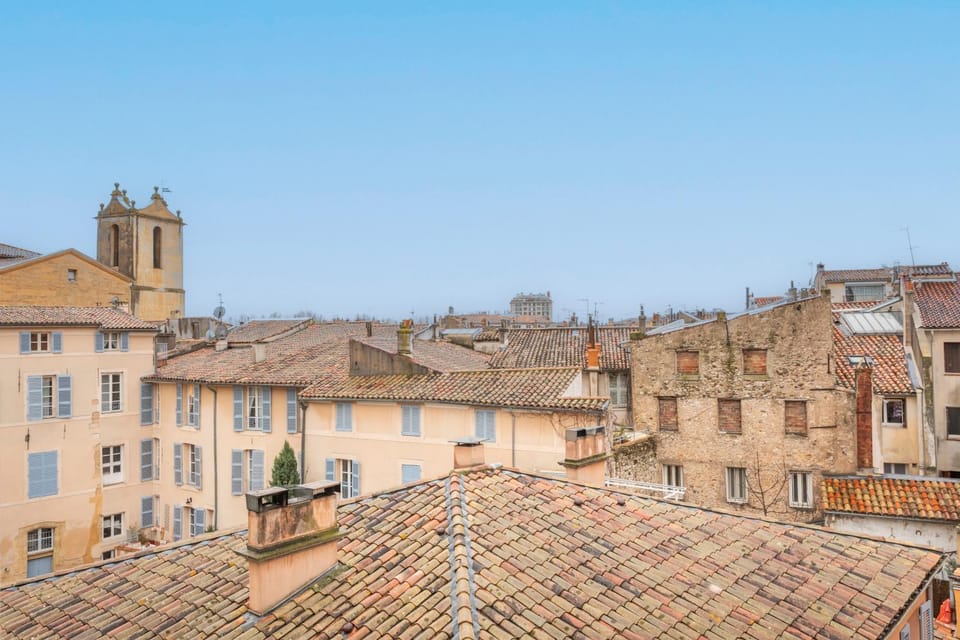 Property building, Day, City view