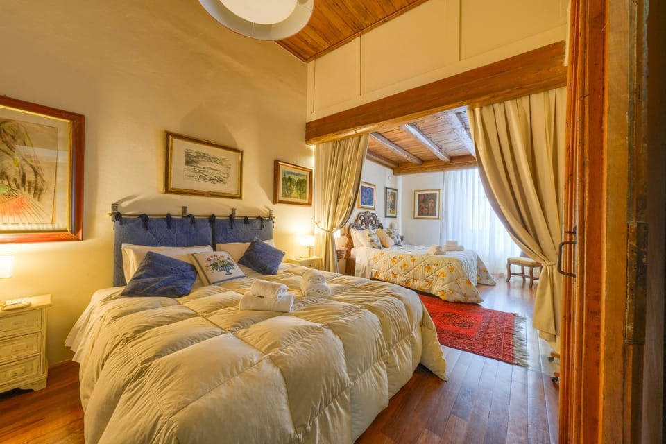 Bed, View (from property/room), Photo of the whole room, Bedroom, furniture, heating, wardrobe, air conditioner