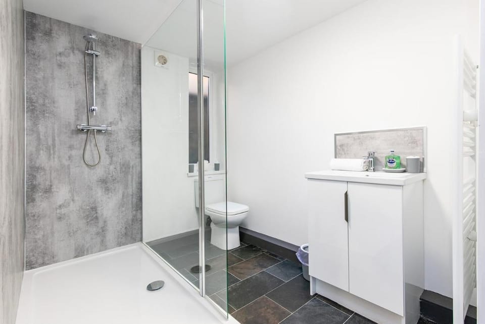 Victoria Apartments Stylish 3BR in Hartlepool Apartment in Hartlepool