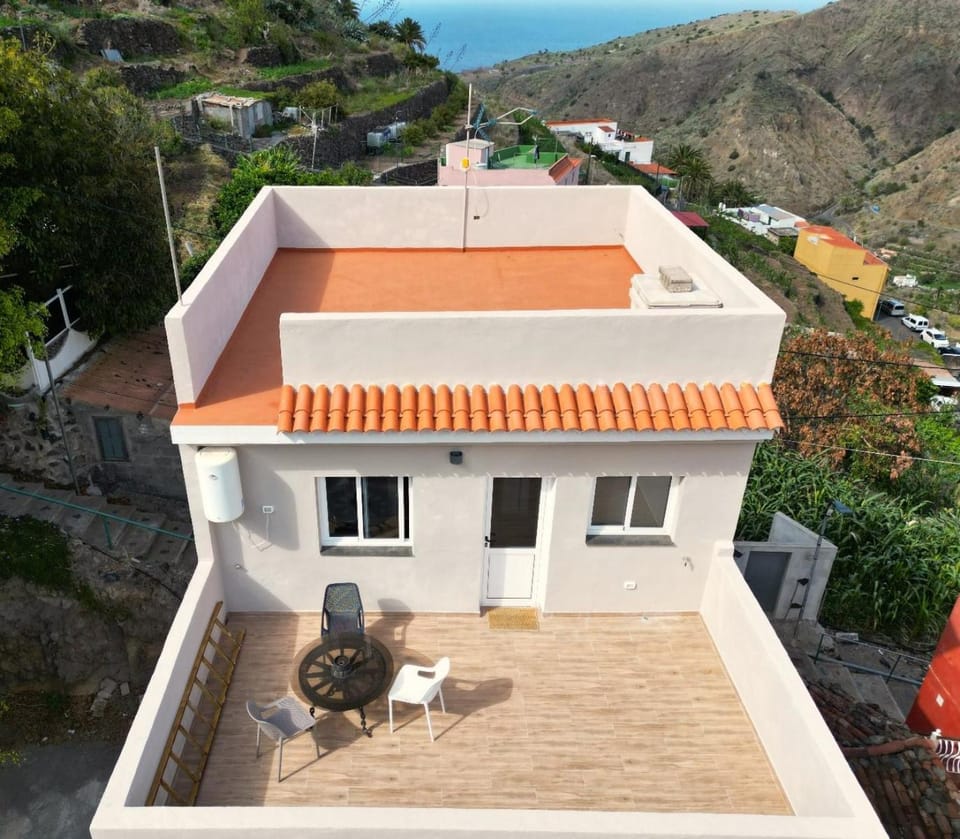 Property building, Balcony/Terrace