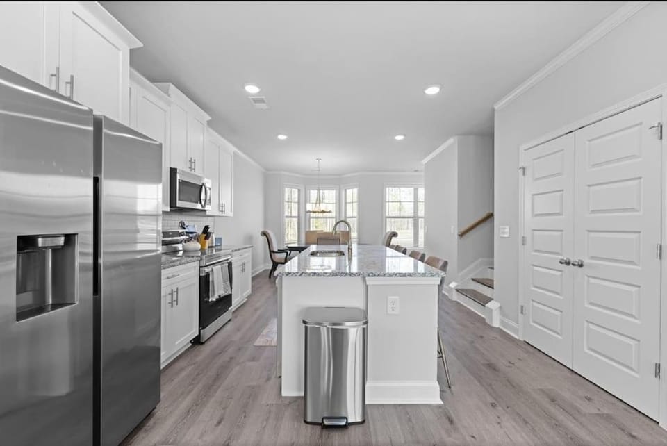 Kitchen or kitchenette, dishwasher, minibar, pet friendly, stove