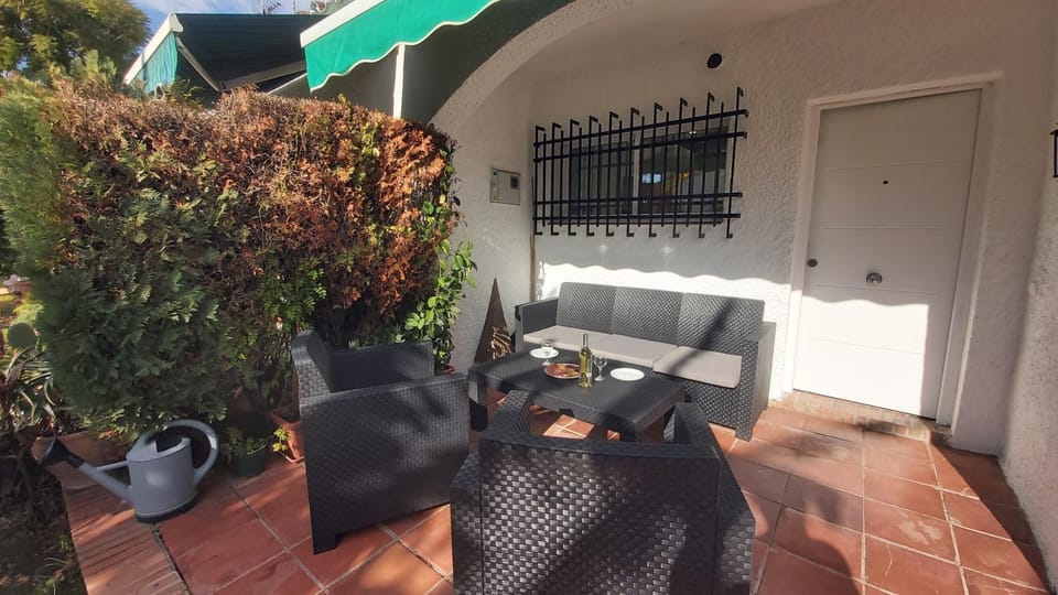 Patio, Garden, Balcony/Terrace