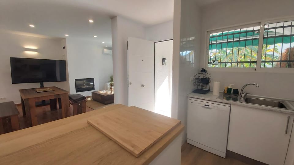 TV and multimedia, Dining area