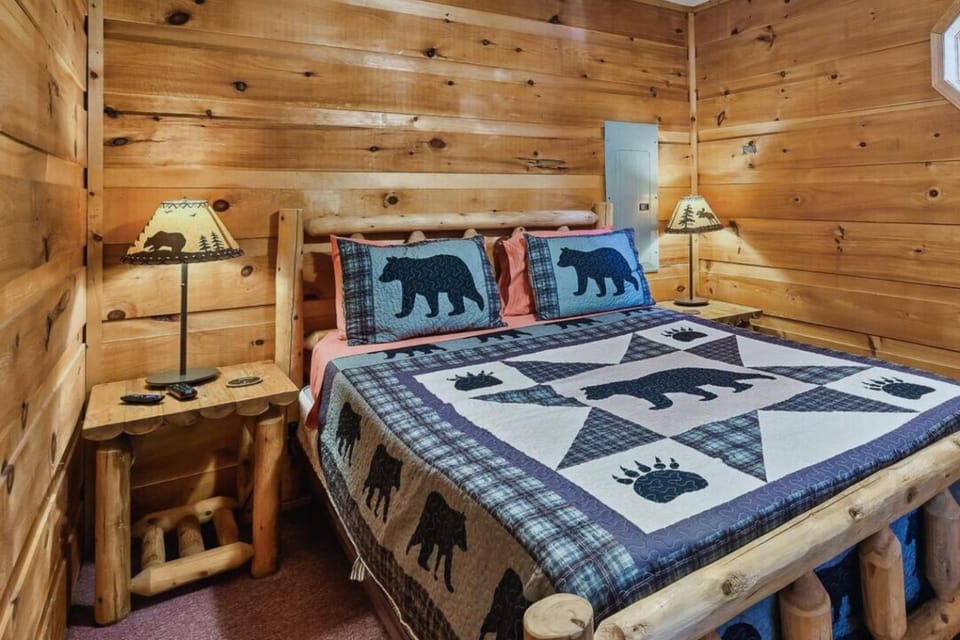 Bed, Bedroom