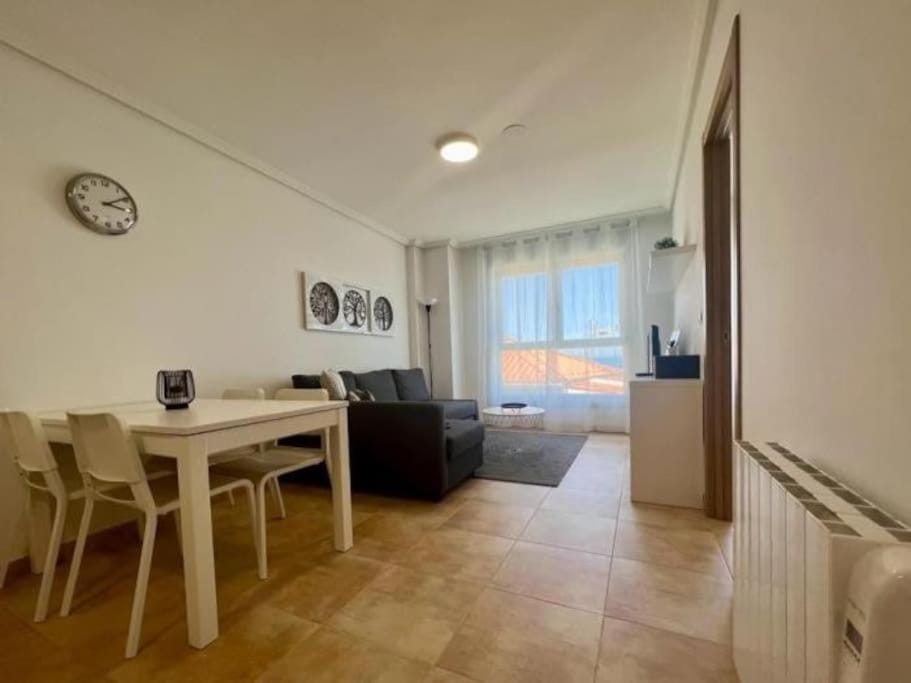 Öspede Sisarga Chica Malpica de Bergantiños-Costa da Morte Apartment in Bergantiños