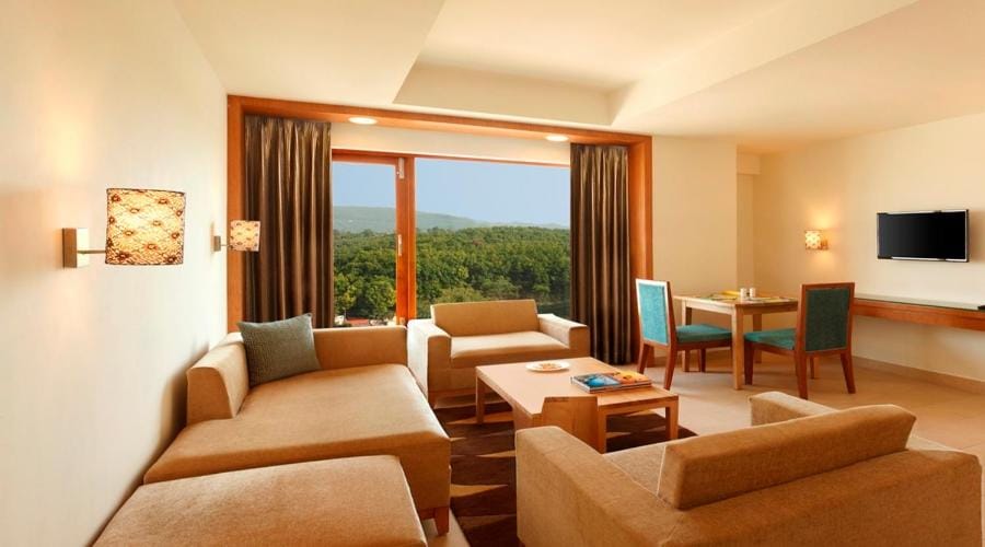 Lemon Tree Hotel, Dehradun Hotel in Dehradun