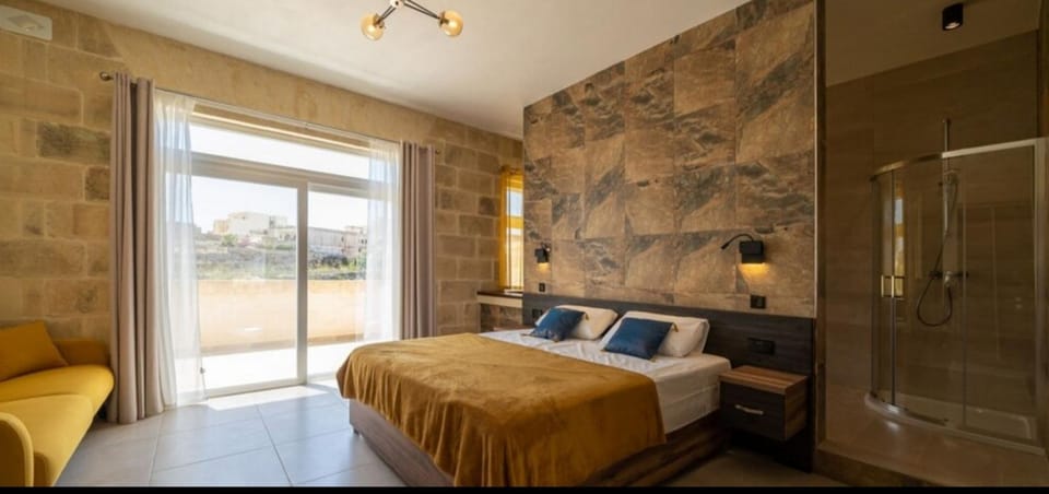 Ta Spiru House of Character with heated indoor pool Villa in Munxar