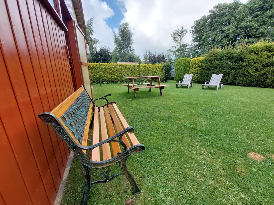 domek Różany na wiejskiej House in Pomeranian Voivodeship