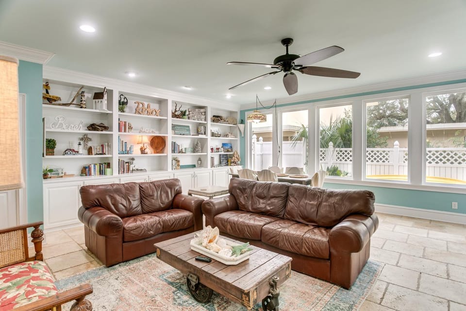 St Simons Island Townhome w/ Balcony + Ocean View! House in Saint Simons Island