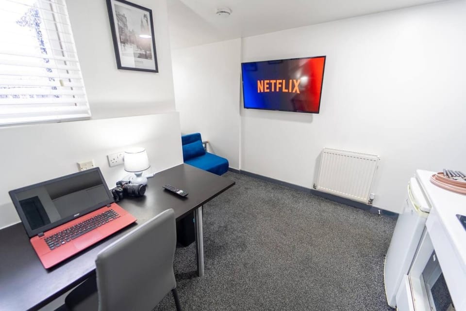 TV and multimedia, Kitchen or kitchenette
