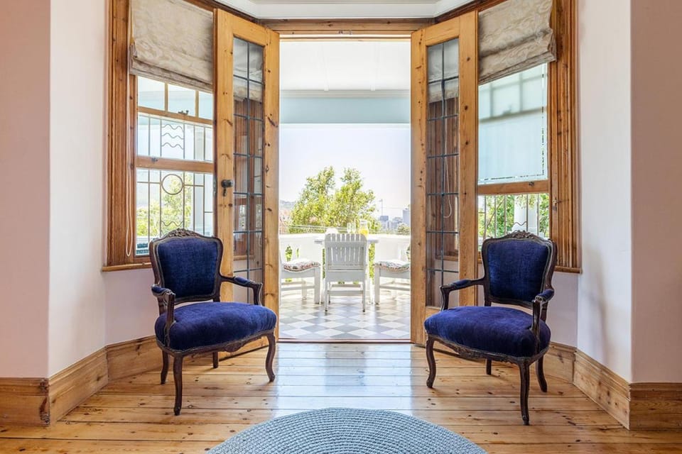 Villa Bianca B & B Bed and Breakfast in Cape Town